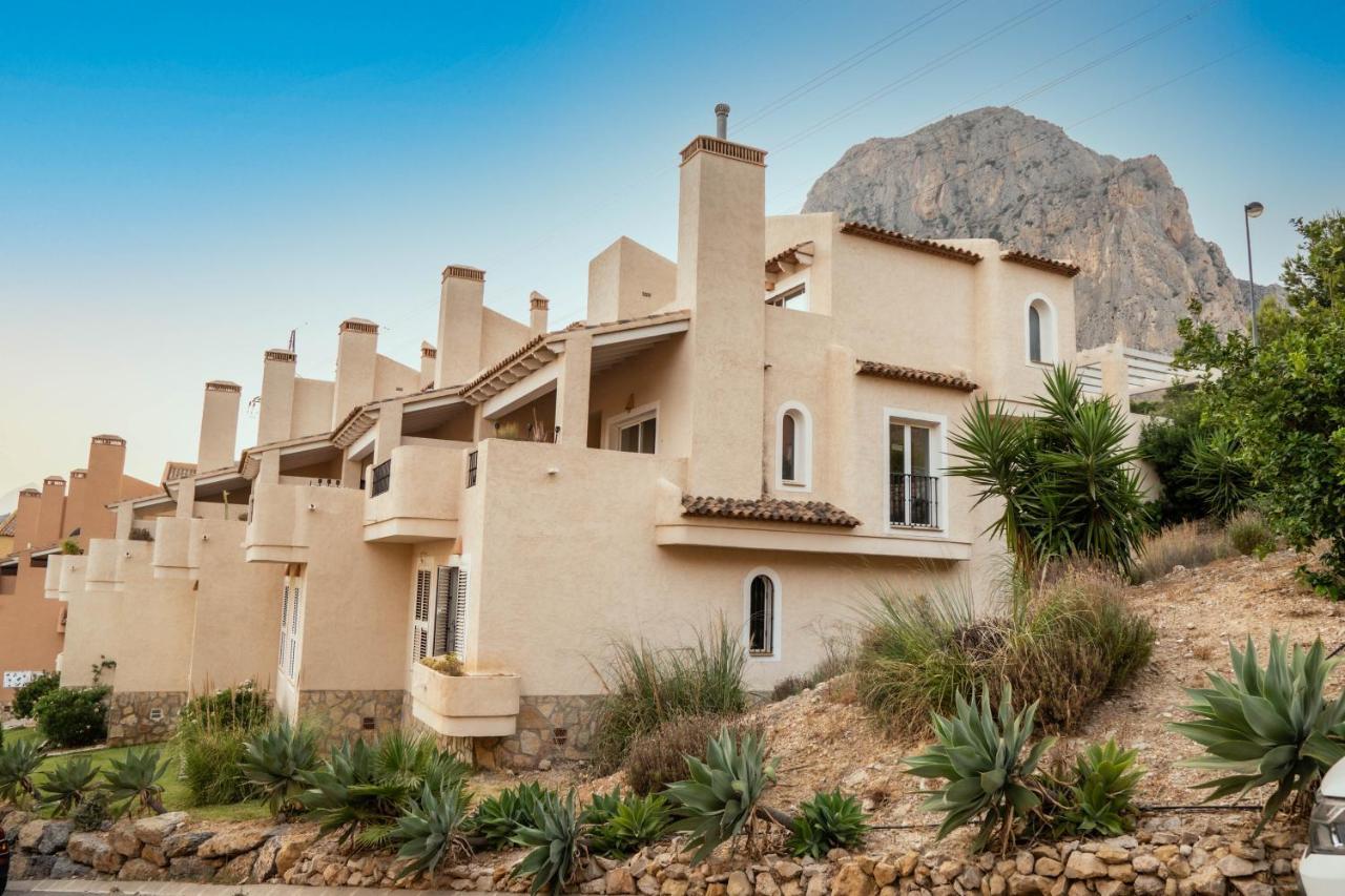 Charming Townhouse With Sea Views & Pool In Altea Villa Calpe Eksteriør billede