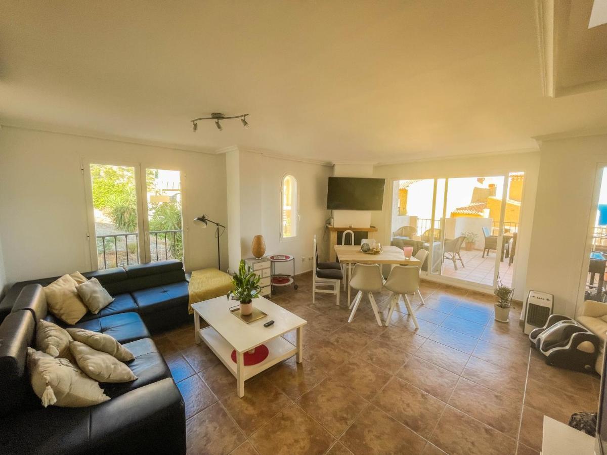 Charming Townhouse With Sea Views & Pool In Altea Villa Calpe Eksteriør billede