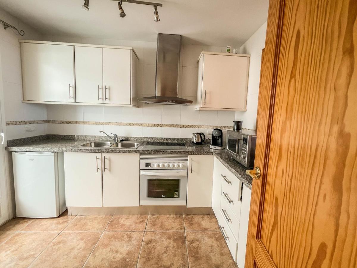 Charming Townhouse With Sea Views & Pool In Altea Villa Calpe Eksteriør billede